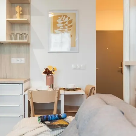 Apartment Near Bts Airport *